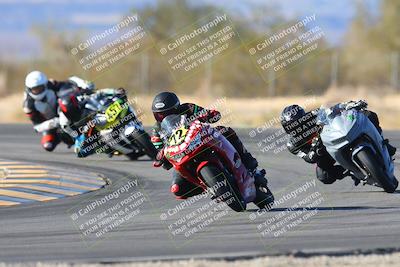 media/Jan-10-2025-CVMA Friday Practice (Fri) [[489e0da257]]/Group 4 and Trackday/Session 5 (Turn 7)/